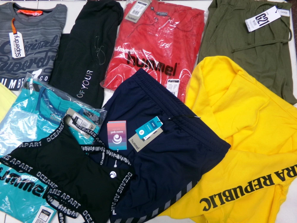 SPORTOVNÍ OBLEČENÍ DOSPĚLÉ OUTLET 001