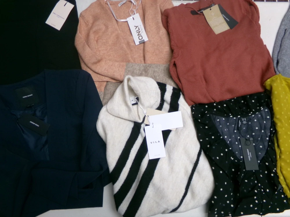 OUTLET DÁMSKÝ - ONLY-VILA-VERO MODA 001
