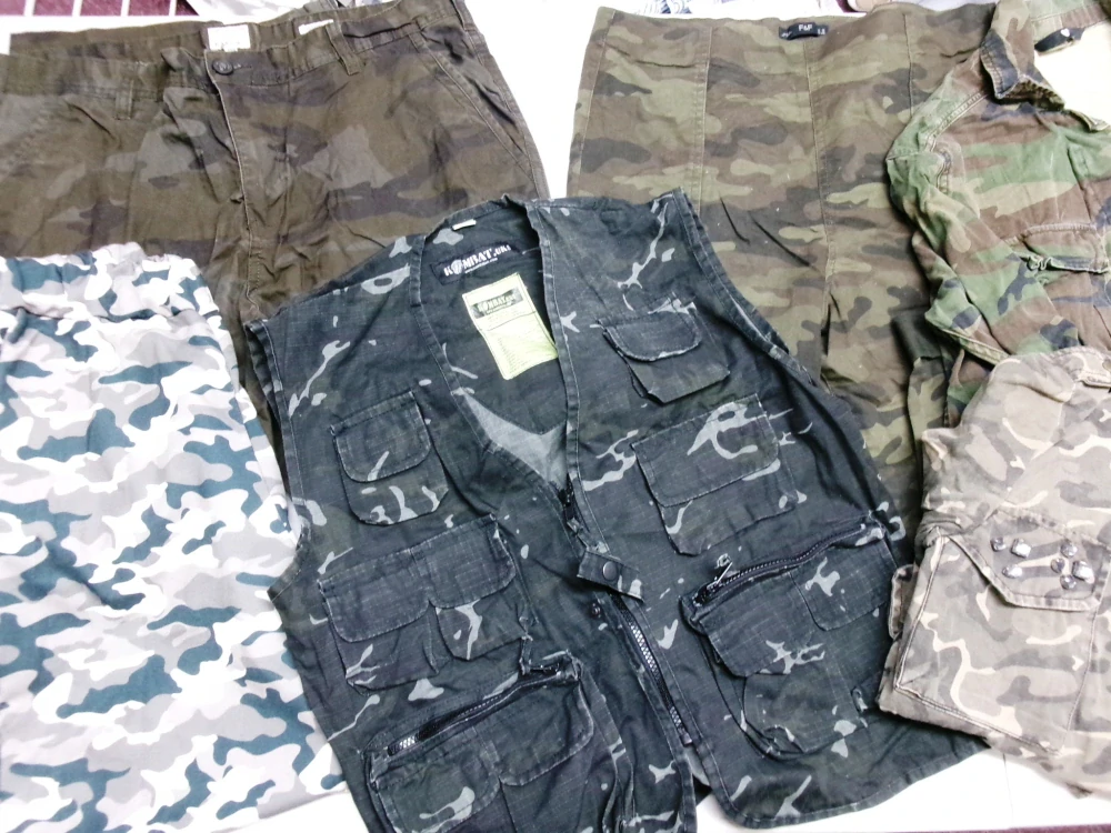 Z MASKÁČOVÉ OBLEČENÍ DOSPĚLÉ 006