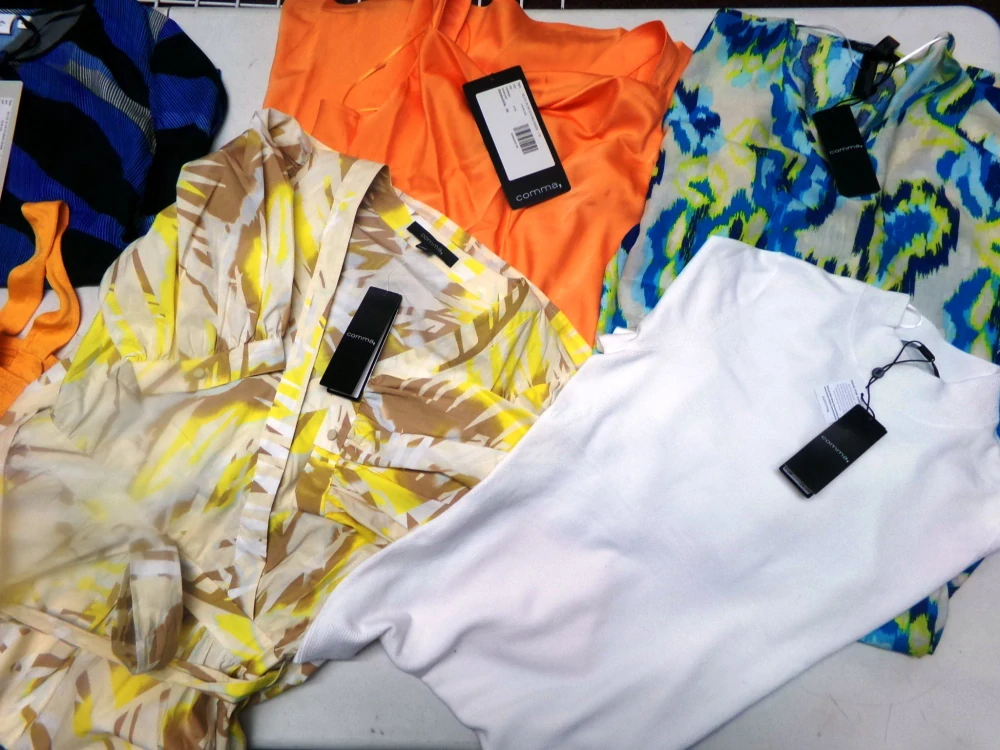 OUTLET DÁMSKÝ - COMMA 004