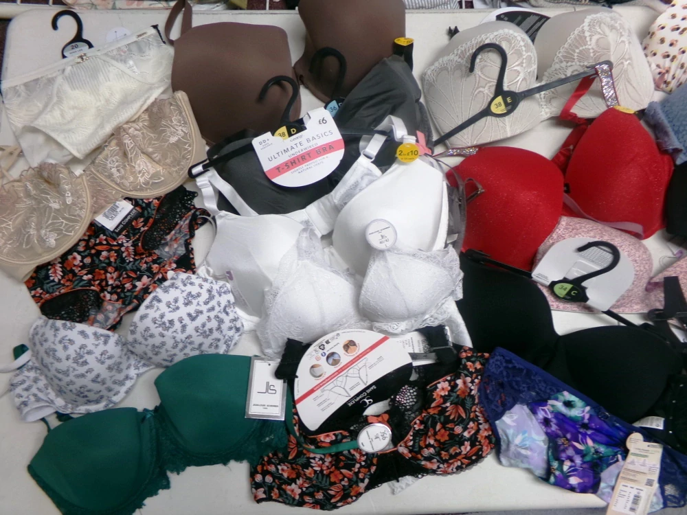SPODNÍ PRÁDLO OUTLET 002
