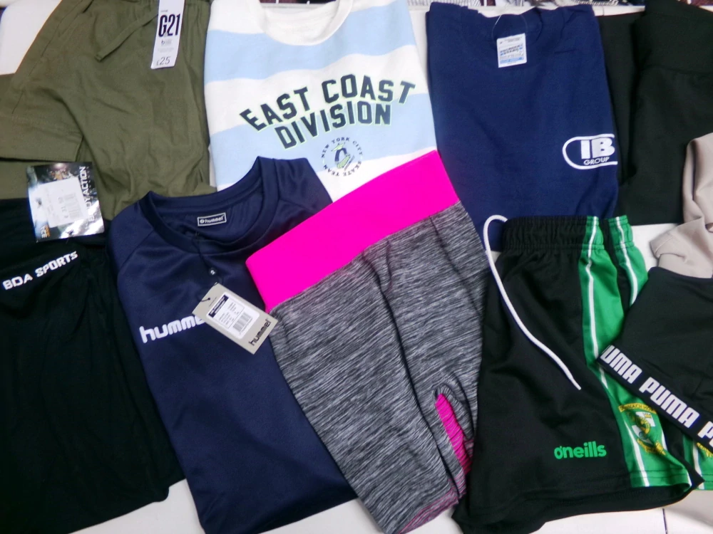 SPORTOVNÍ OBLEČENÍ DOSPĚLÉ OUTLET 006