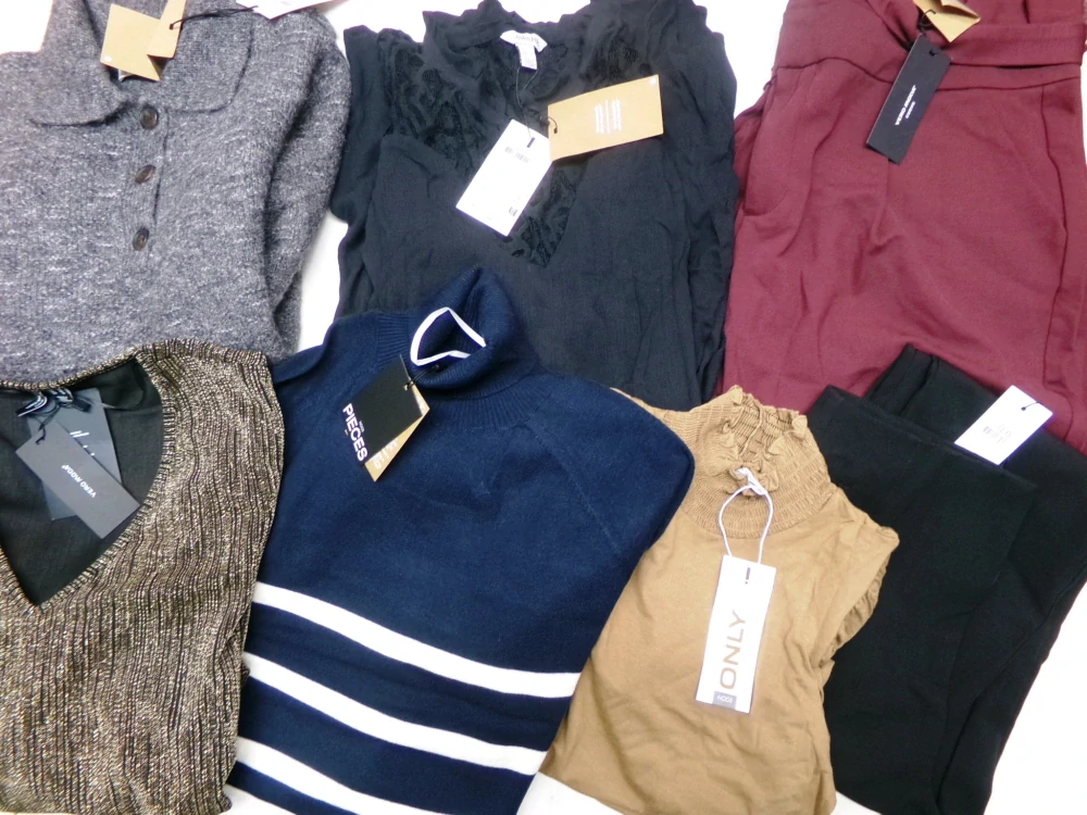 OUTLET DÁMSKÝ - ONLY-VILA-VERO MODA 004