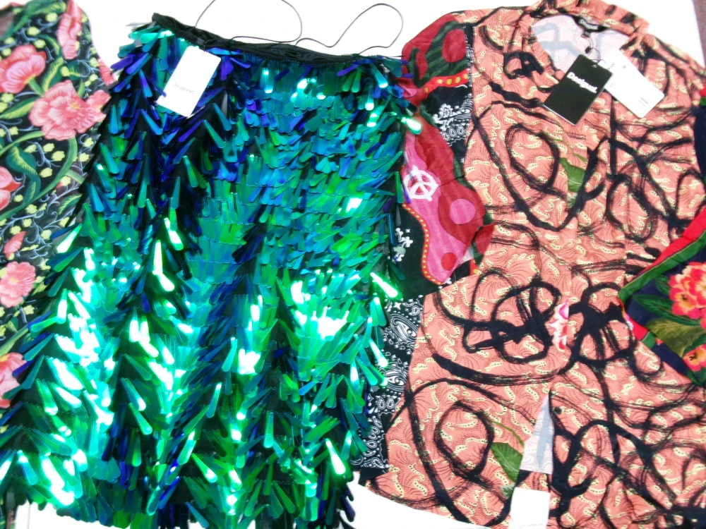 OUTLET DÁMSKÝ - DESIGUAL 002