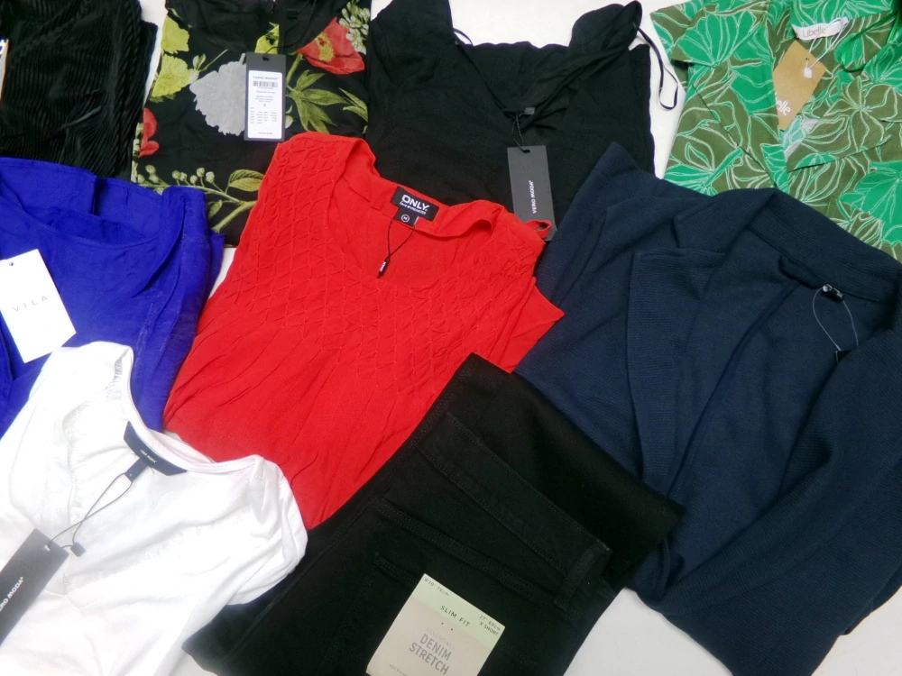 OUTLET DÁMSKÝ - MIX ZNAČEK 007