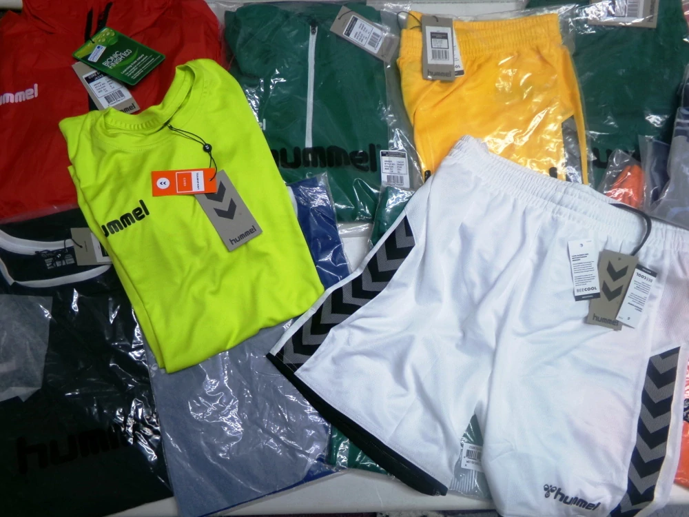 OUTLET HUMMEL SPORT DOSPĚLÝ 002