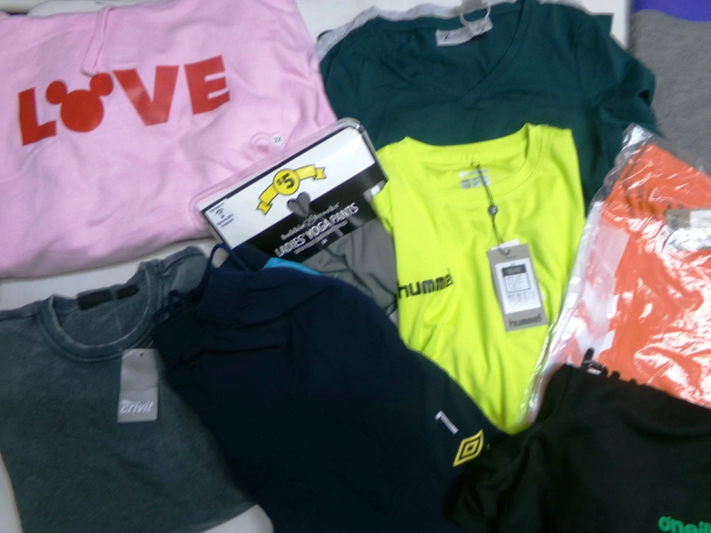SPORTOVNÍ OBLEČENÍ DOSPĚLÉ OUTLET 004