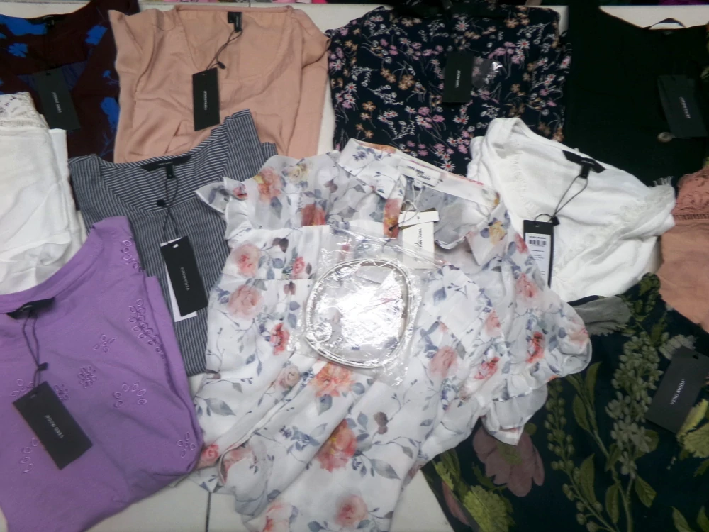 OUTLET DÁMSKÝ -VERO MODA 001