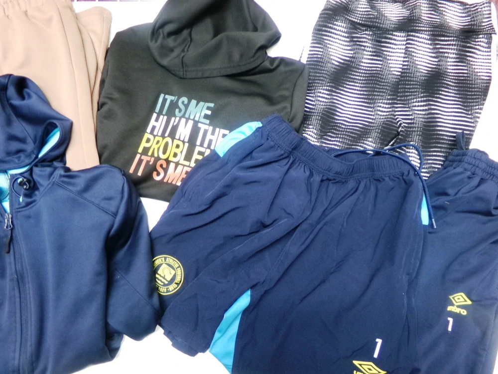 SPORTOVNÍ CREAM OBLEČENÍ DOSPĚLÉ 006