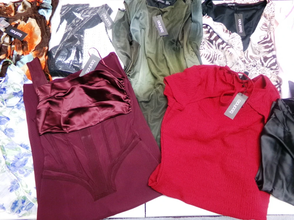 OUTLET DÁMSKÝ - BOOHOO 002