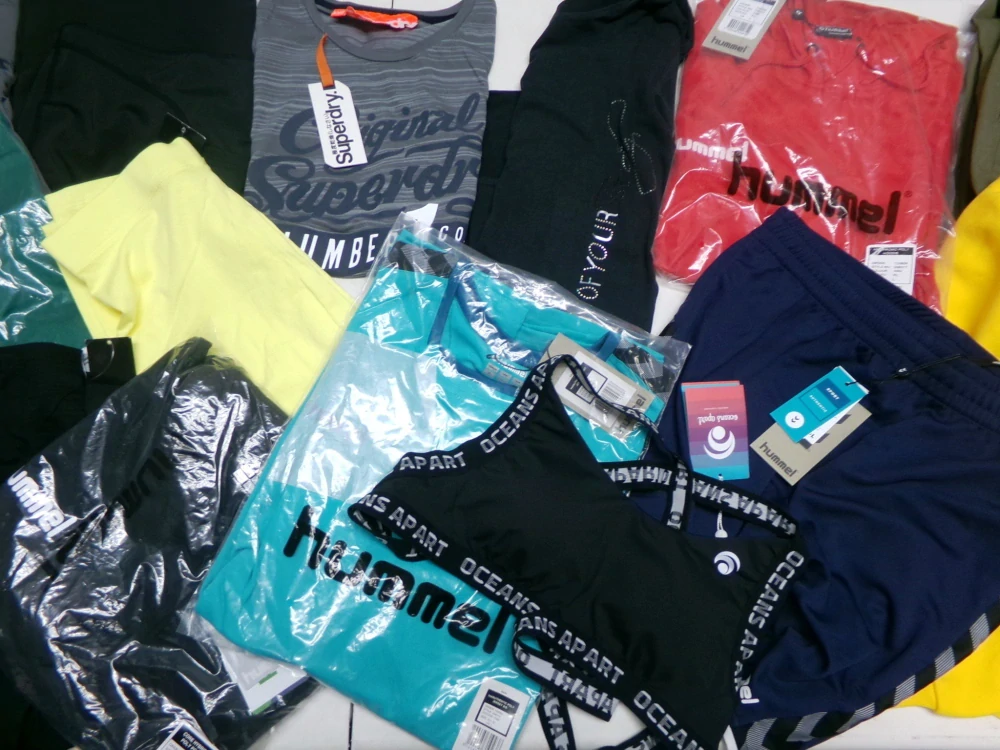 SPORTOVNÍ OBLEČENÍ DOSPĚLÉ OUTLET 001