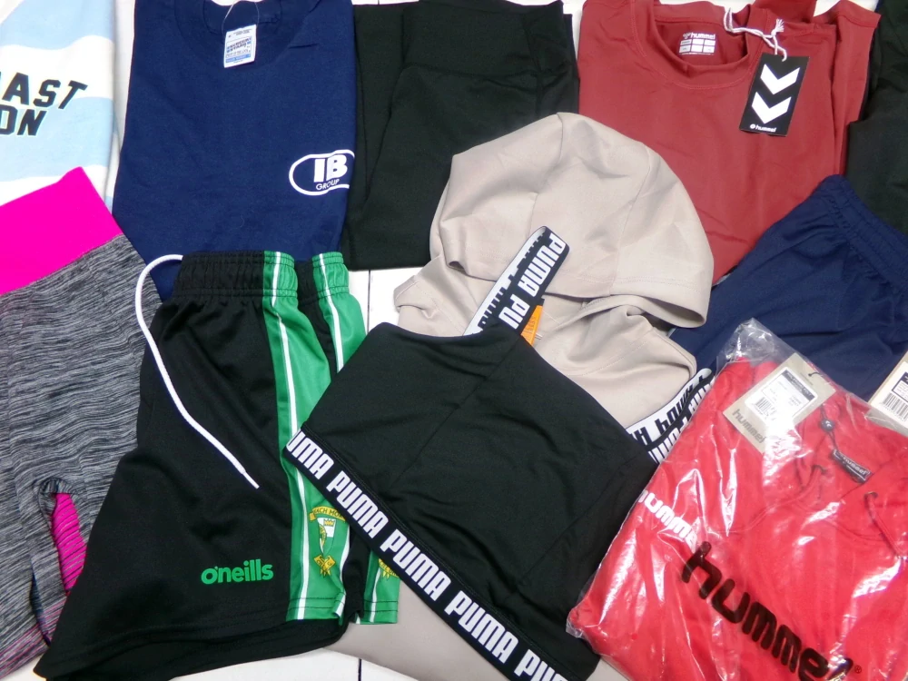 SPORTOVNÍ OBLEČENÍ DOSPĚLÉ OUTLET 006