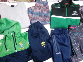 SPORTOVNÍ OBLEČENÍ DOSPĚLÉ CREAM 002